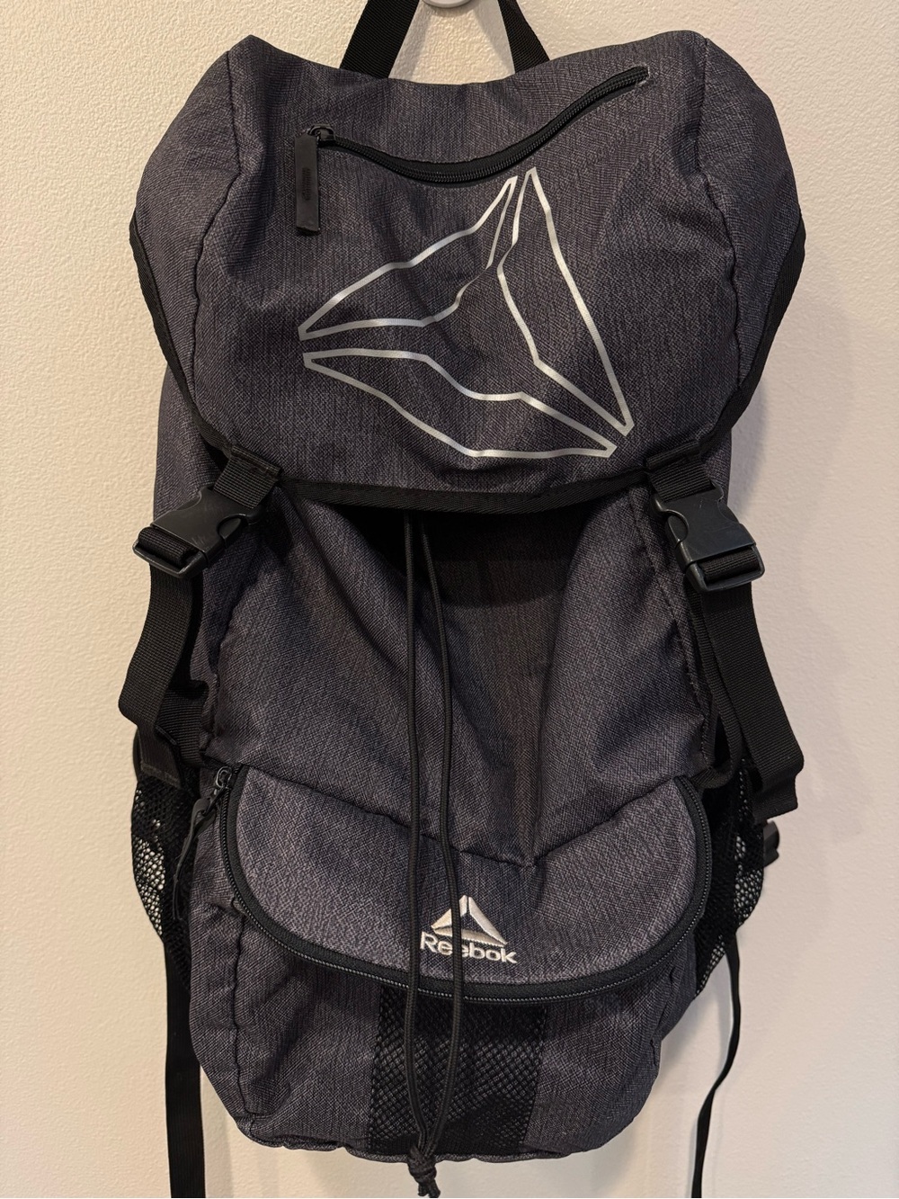 Reebok Pull String Backpack N SZ With Laptop Pocket